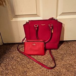 Coach Red Leather Hand Bag NWOT with Cosch Corner Zipper  Wristlet